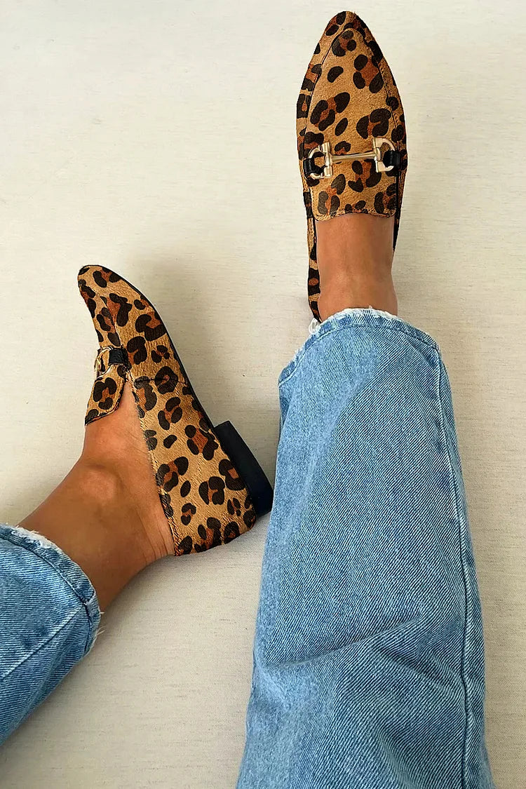 LOAFER WITH METALLIC DETAIL
