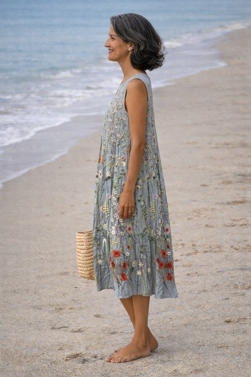 Cara | Midi dress with wildflowers