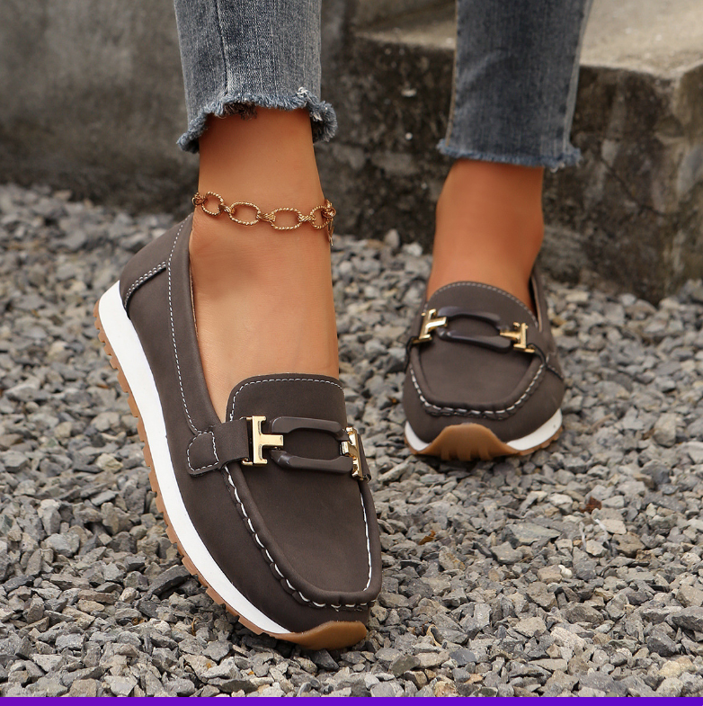 Emelia - Luxury Chain Loafers